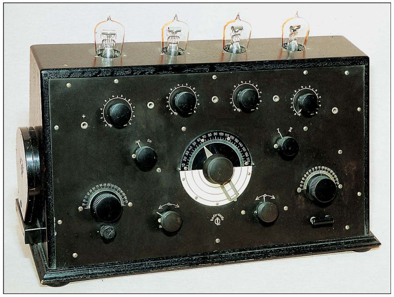 radiotechnik radio amato vierroehren apparat 5036