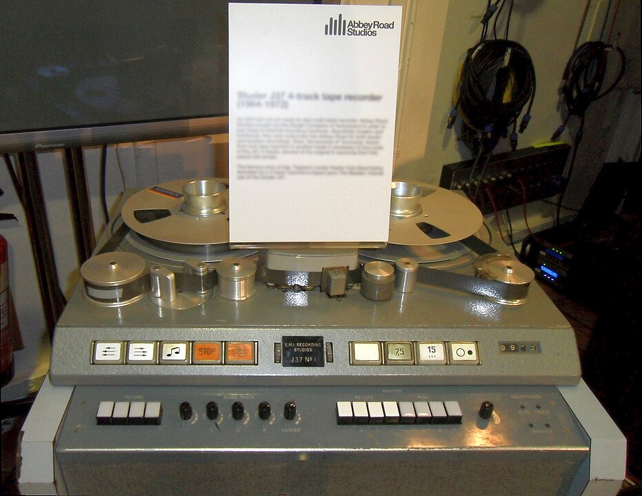 931px-Studer_J37_4-track_tape_recorder_1964-1972_Abbey_Road_Studios.jpg